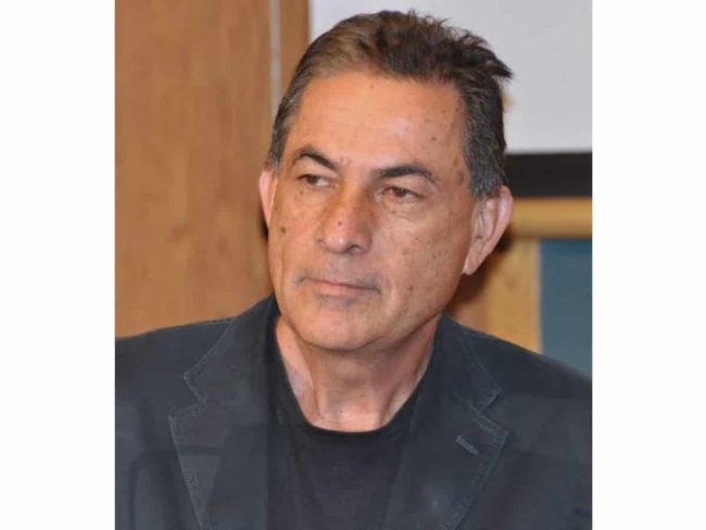 4DC221D8-B1F3-4E07-91E6-5DBCF4C8D1CC